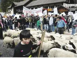 Rassemblement de Thones le 18 avril 2009